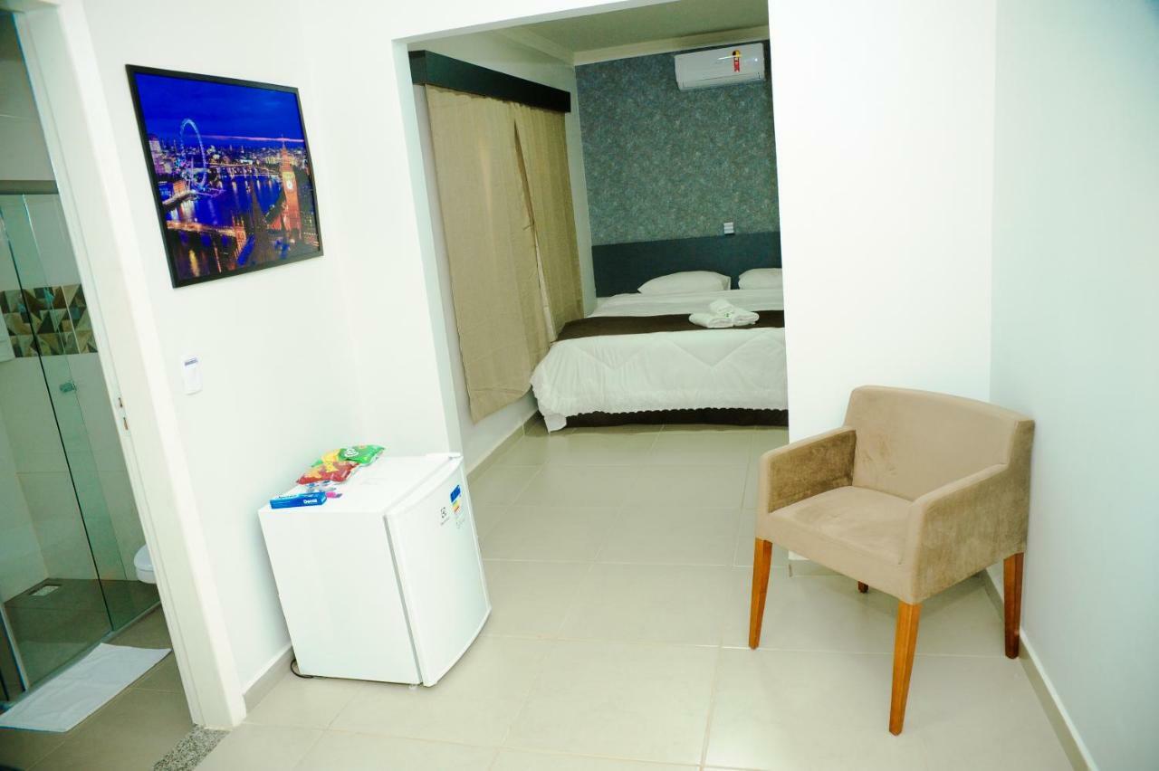 Cafelandia  London Executive Hotel מראה חיצוני תמונה