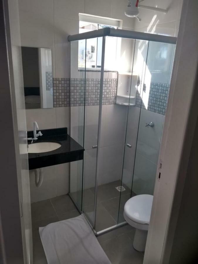 Cafelandia  London Executive Hotel מראה חיצוני תמונה