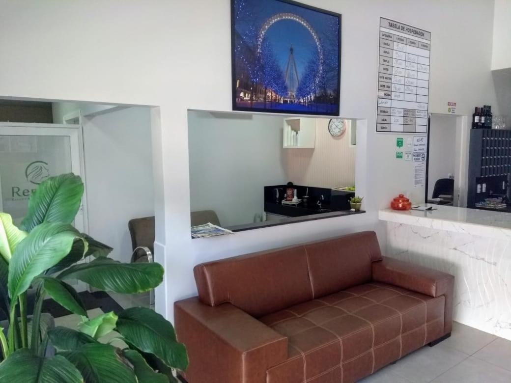 Cafelandia  London Executive Hotel מראה חיצוני תמונה